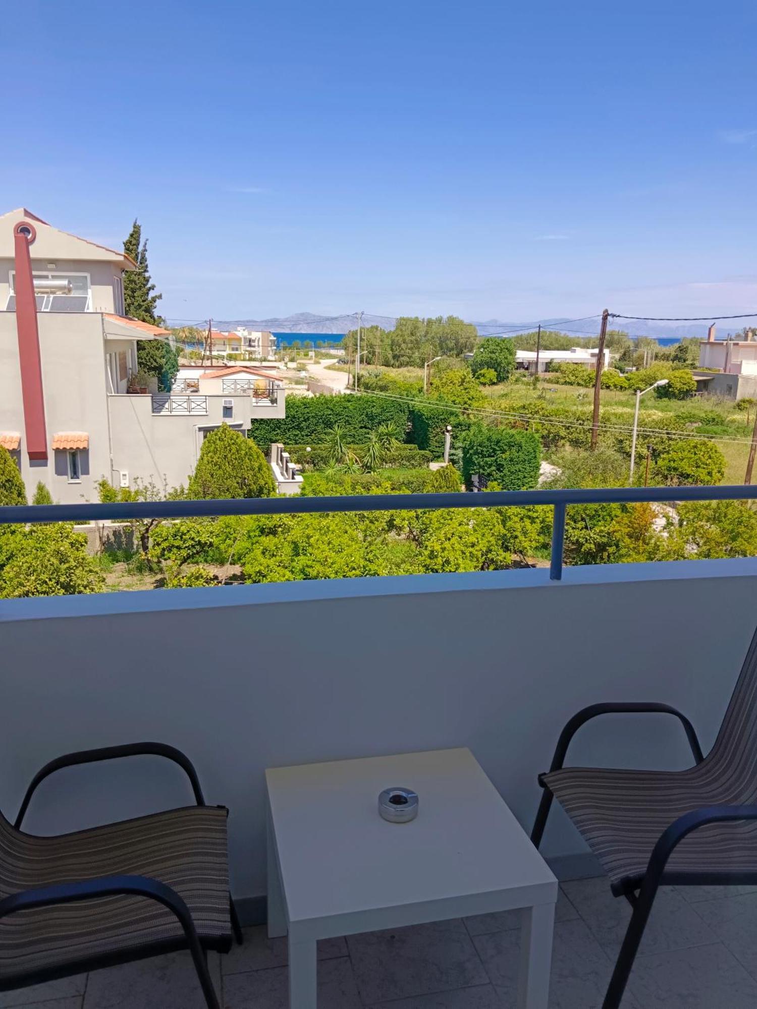 Pyrgos Hotel Apartments Kremasti  Bagian luar foto