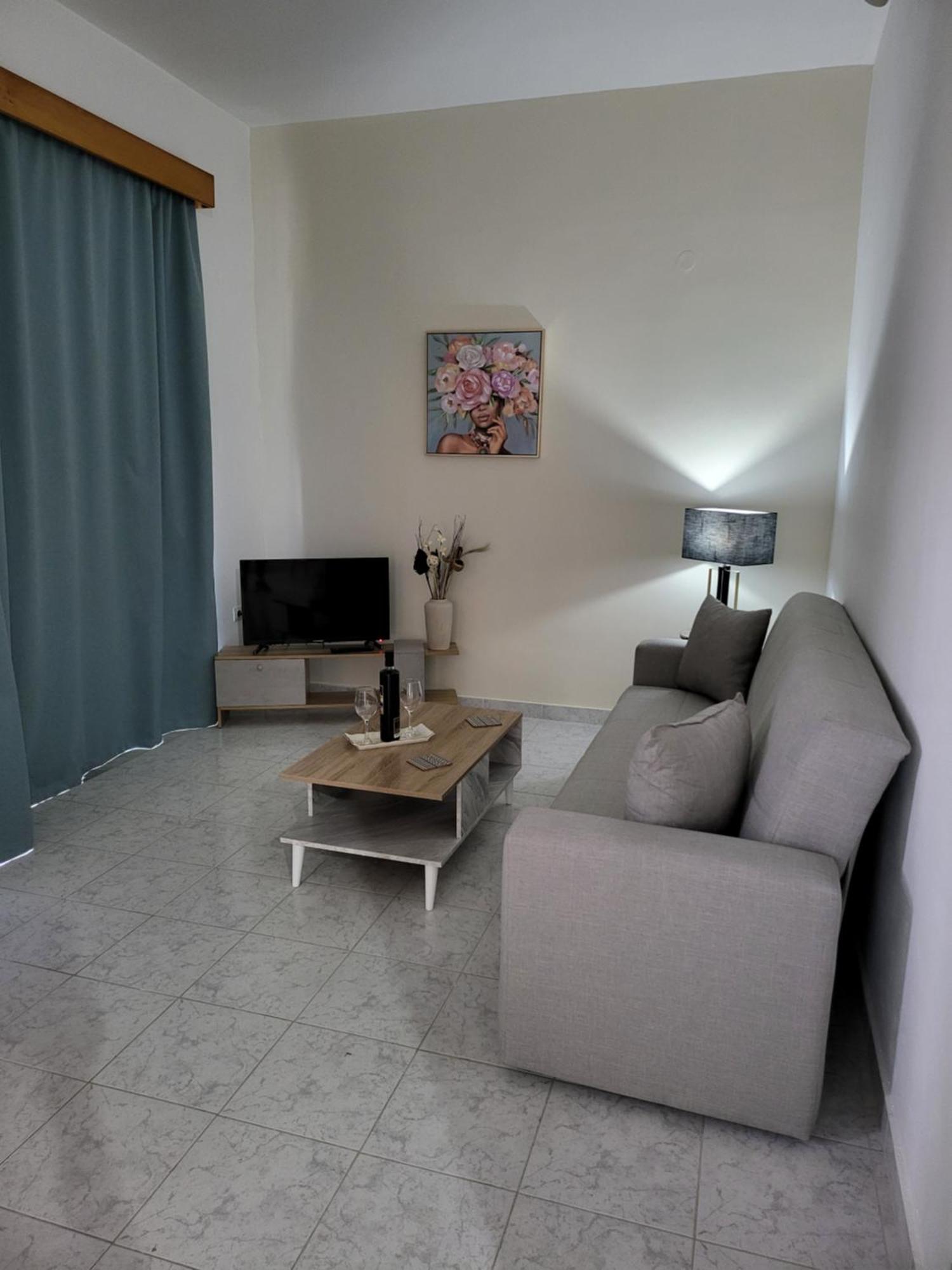 Pyrgos Hotel Apartments Kremasti  Bagian luar foto