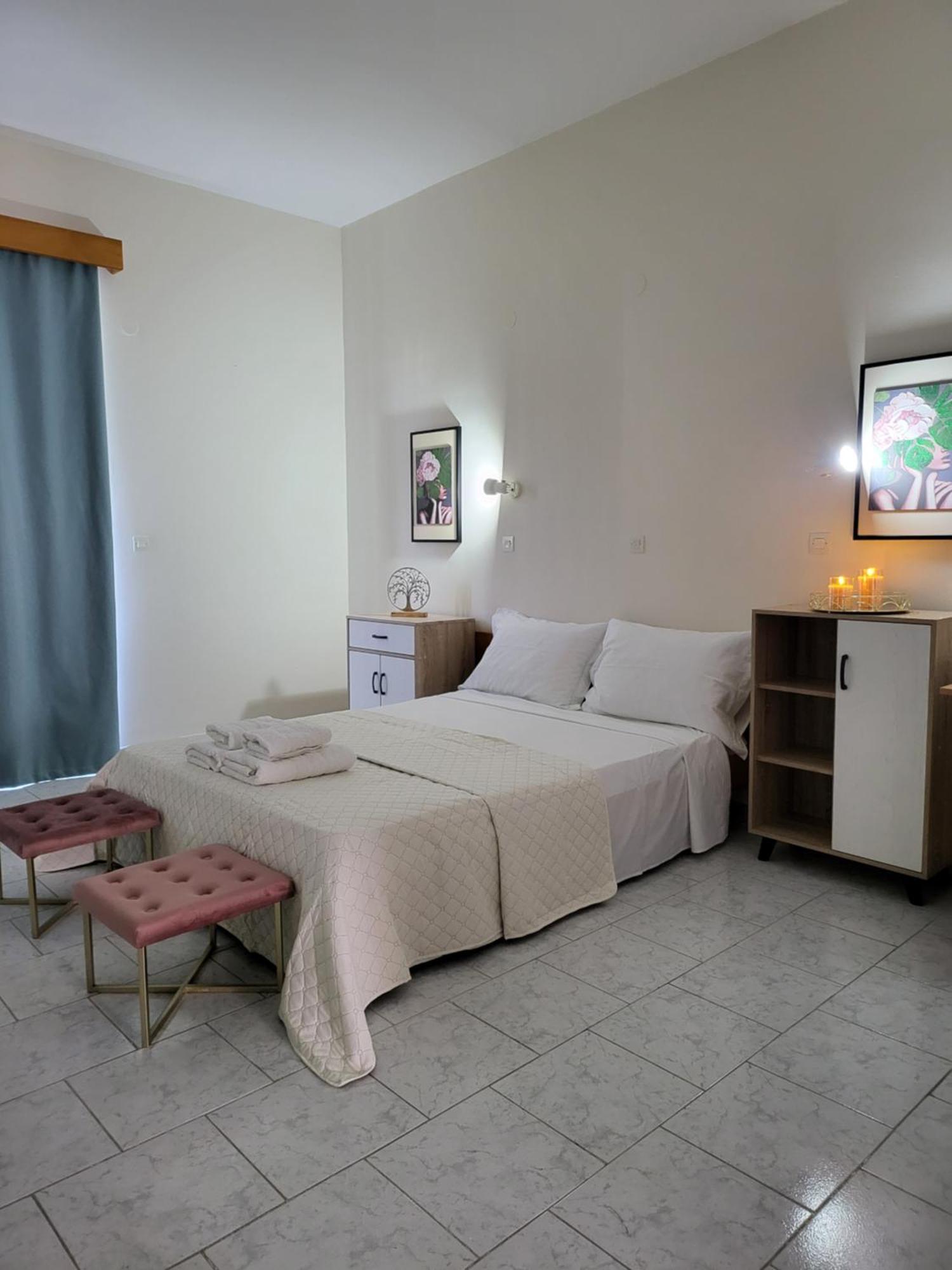 Pyrgos Hotel Apartments Kremasti  Bagian luar foto