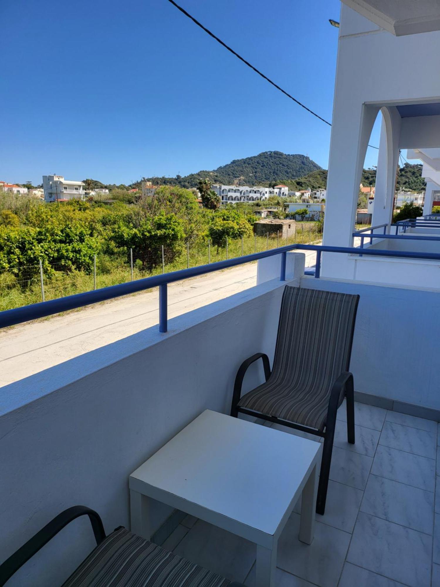 Pyrgos Hotel Apartments Kremasti  Bagian luar foto