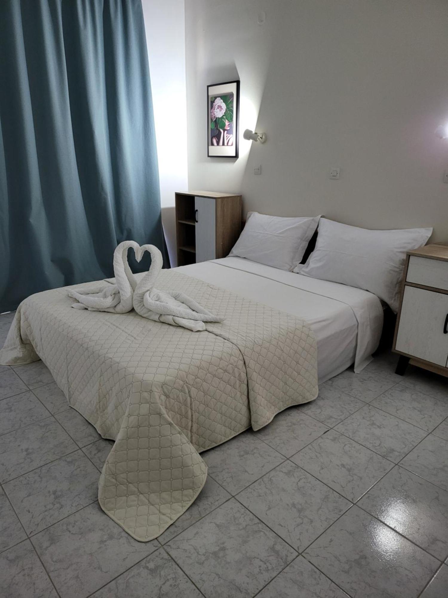 Pyrgos Hotel Apartments Kremasti  Bagian luar foto