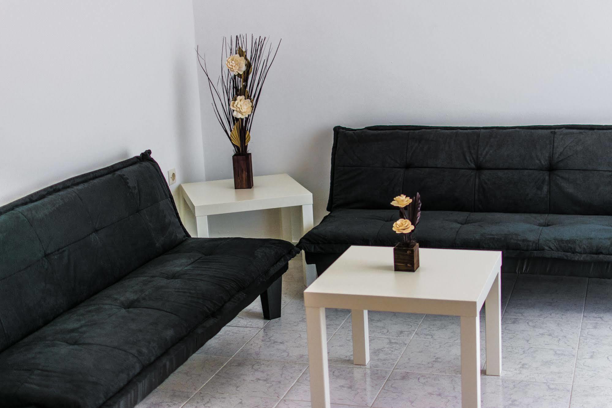 Pyrgos Hotel Apartments Kremasti  Bagian luar foto